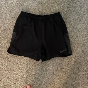 Mens Size Large Nike Running Shorts